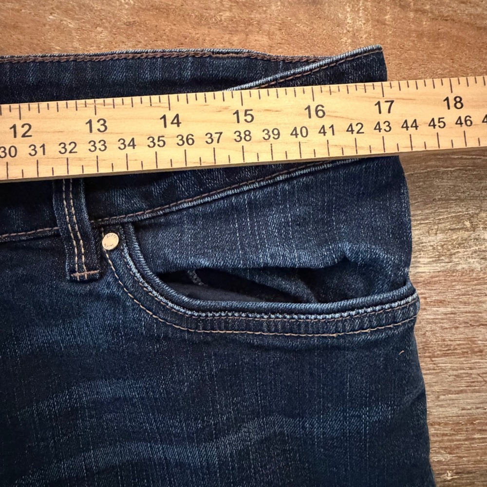 White House Black Market Straight Leg Crop Jeans Dark Wash Size 12 Stretch Denim - Picture 8 of 11